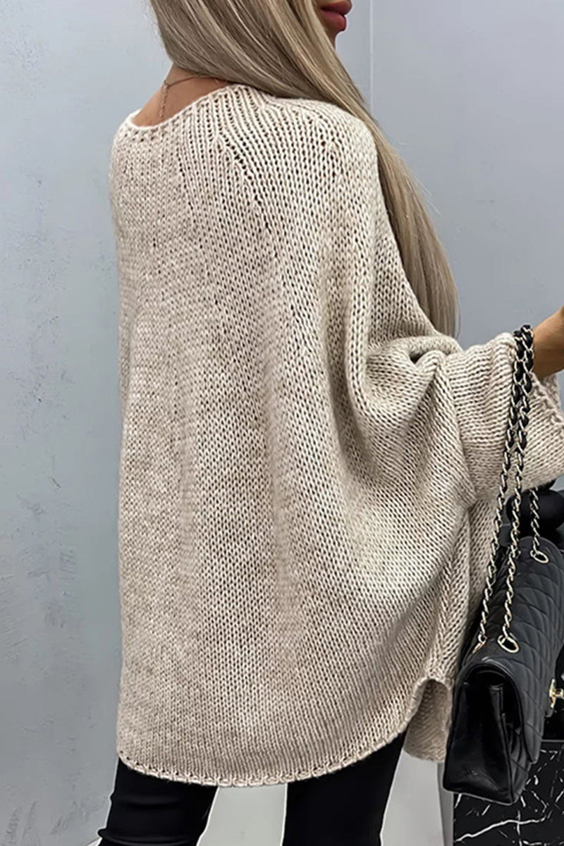 Effortlessly Elegant Top with a Timeless Design