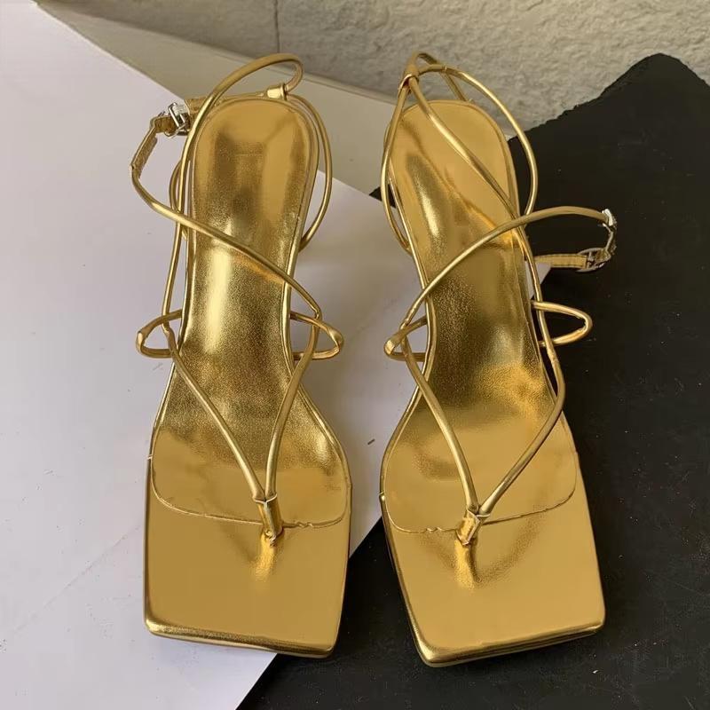 Classic Vintage & Enduringly Stylish Sandals
