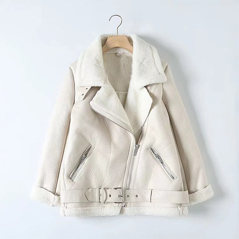 Polished Jacket with an Effortless Classic Look