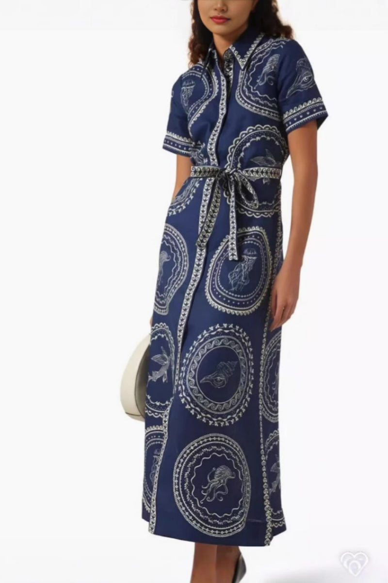 Well Tailored Dress with a Graceful Silhouette