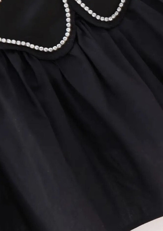 Beautifully Finished Top in a Timeless Design