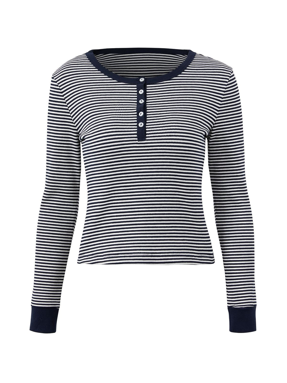 Well Tailored Top with a Graceful Silhouette