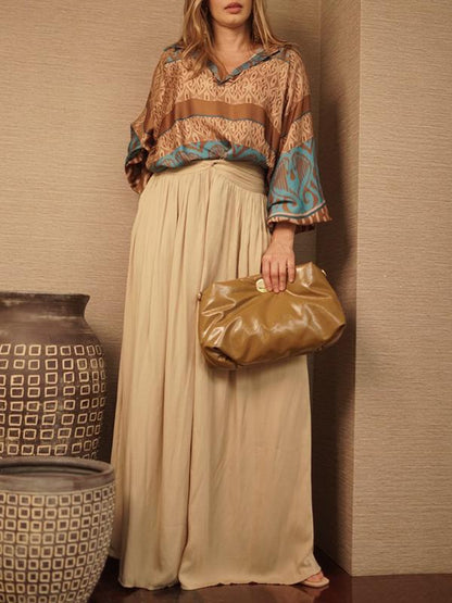 Effortlessly Elegant Garment with a Timeless Design