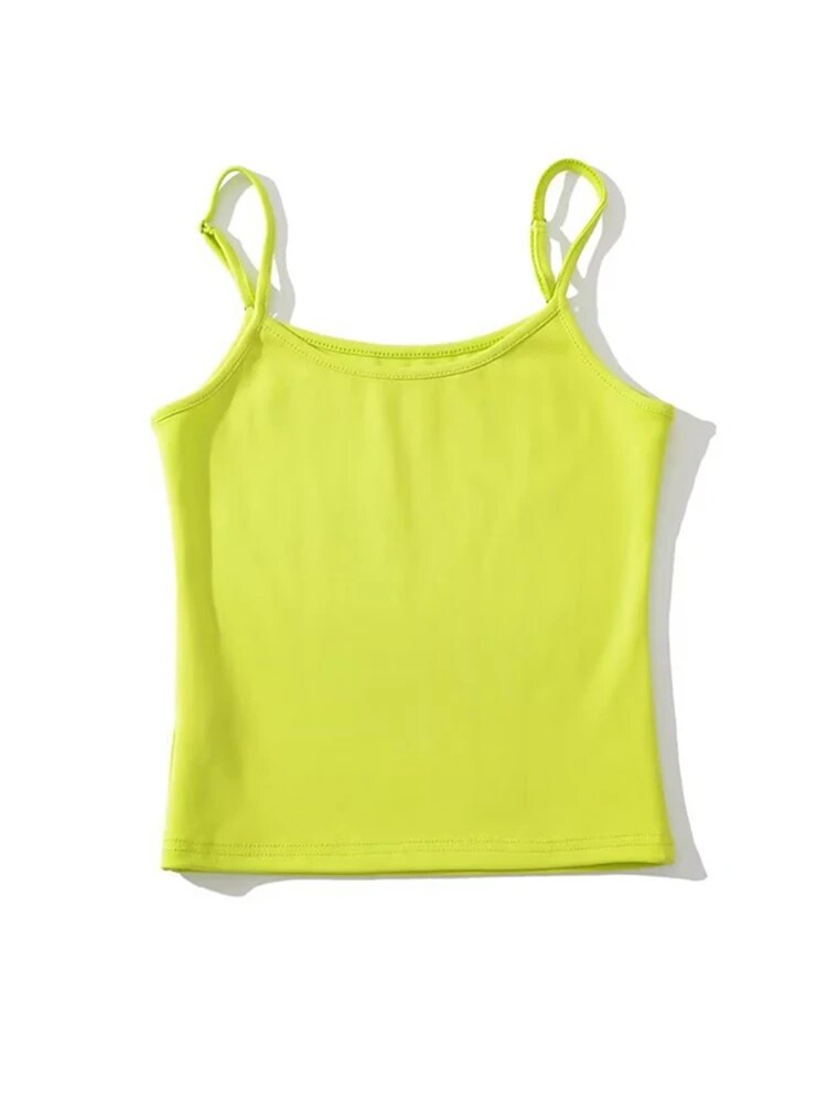 Well Tailored Top with a Graceful Silhouette