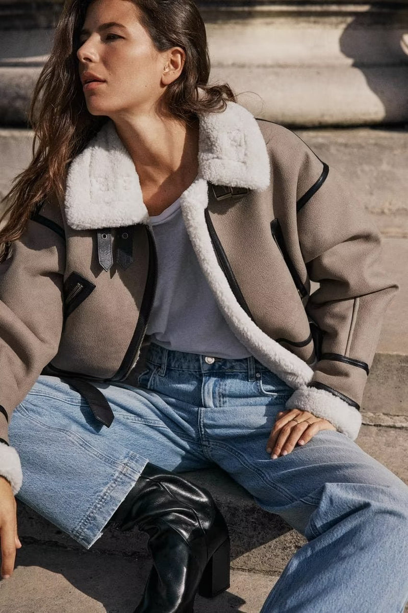 Gracefully Styled Jacket for Any Occasion