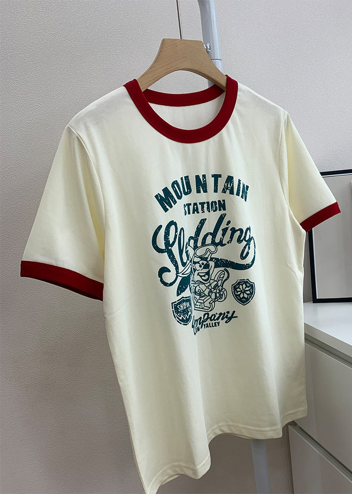 Classic Vintage Shirt with a Flattering Fit