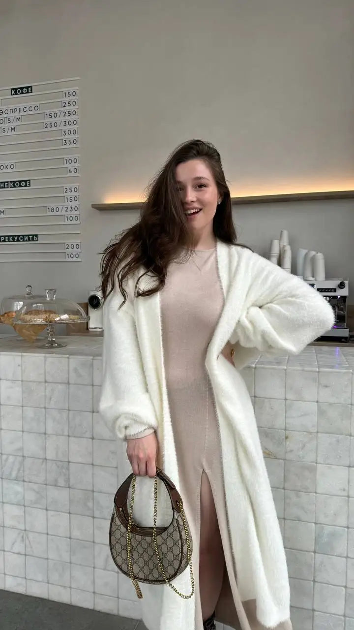 Classic Vintage Cardigan with a Flattering Fit