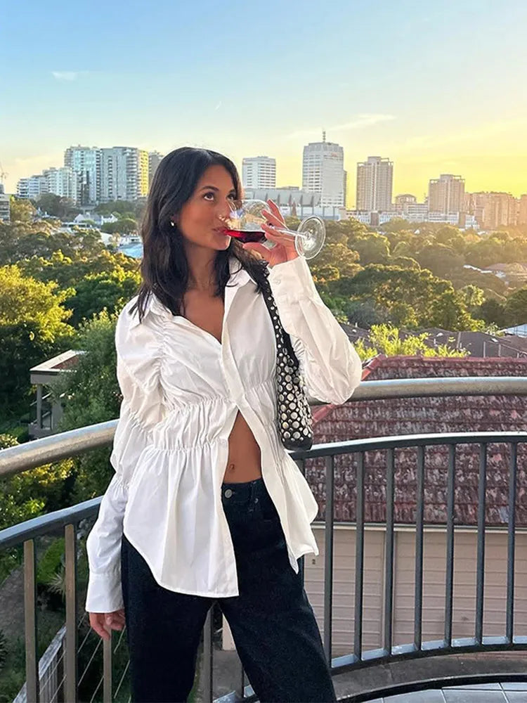 Sophisticated Blouse with a Clean Classic Look