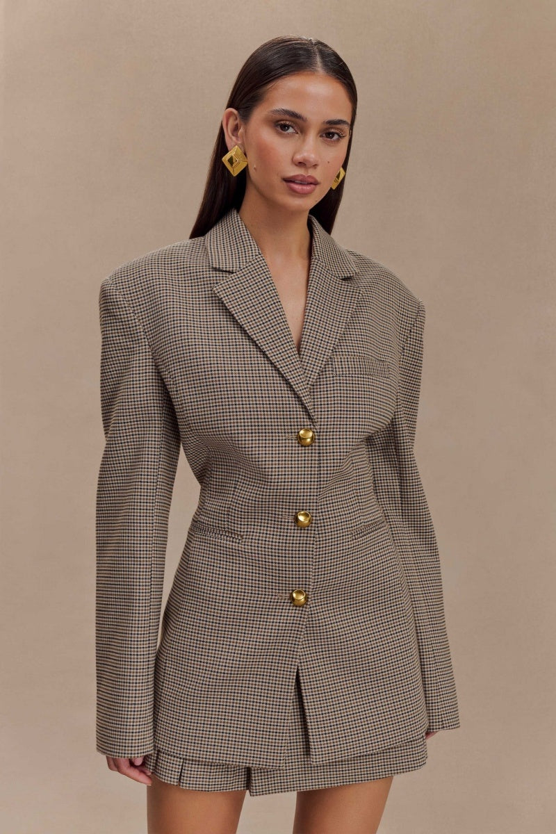 Polished Jacket with an Effortless Classic Look