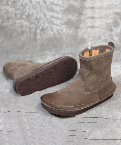 Beautifully Finished Boots in a Timeless Design