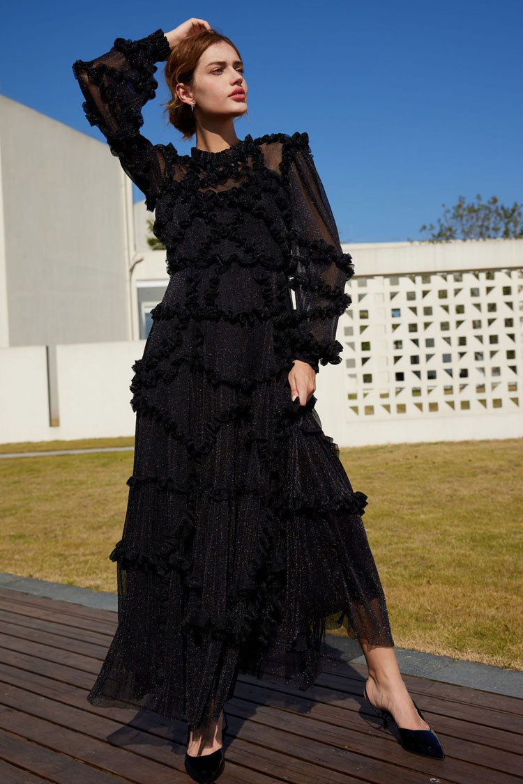 Beautifully Crafted Dress in a Classic Style