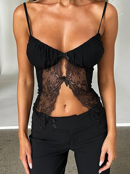 Well Tailored Top with a Graceful Silhouette