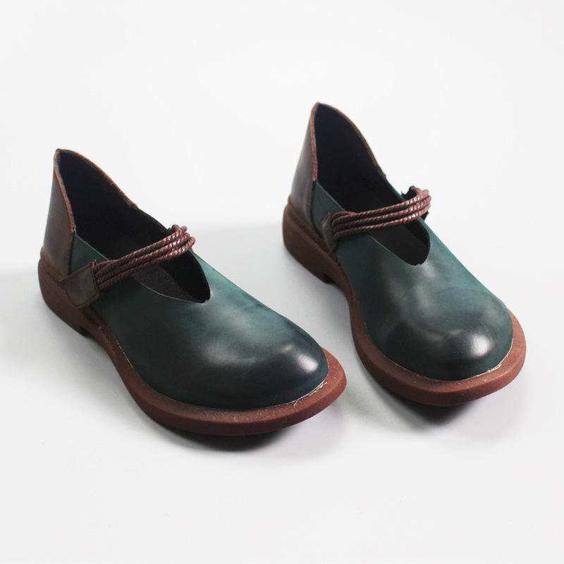 Elegantly Styled Shoes for Everyday Wear