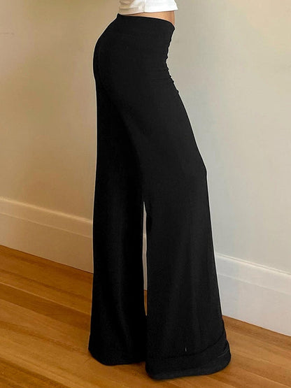 Elegantly Styled Pants for Everyday Wear