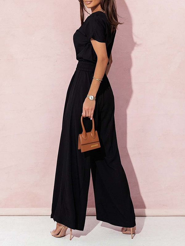 Sophisticated Garment with a Clean Classic Look