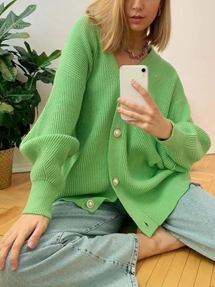 Beautifully Crafted Cardigan in a Classic Style