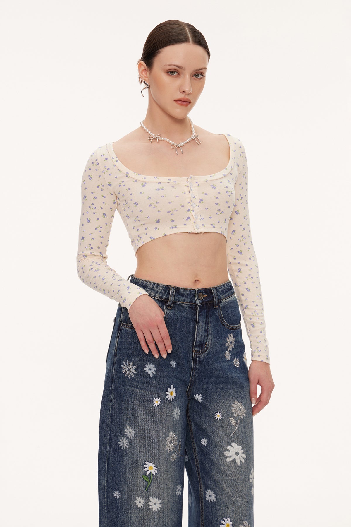 Beautifully Finished Top in a Timeless Design