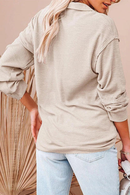 Effortlessly Elegant Shirt with a Timeless Design