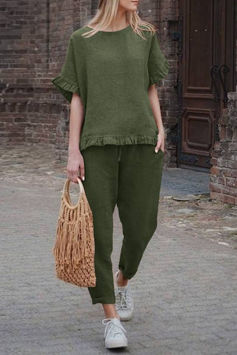 Gracefully Styled Garment for Any Occasion