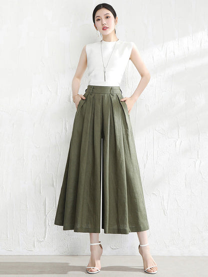 Effortlessly Elegant Pants with a Timeless Design