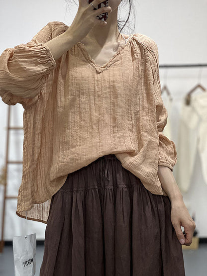 Well Tailored Blouse with a Graceful Silhouette