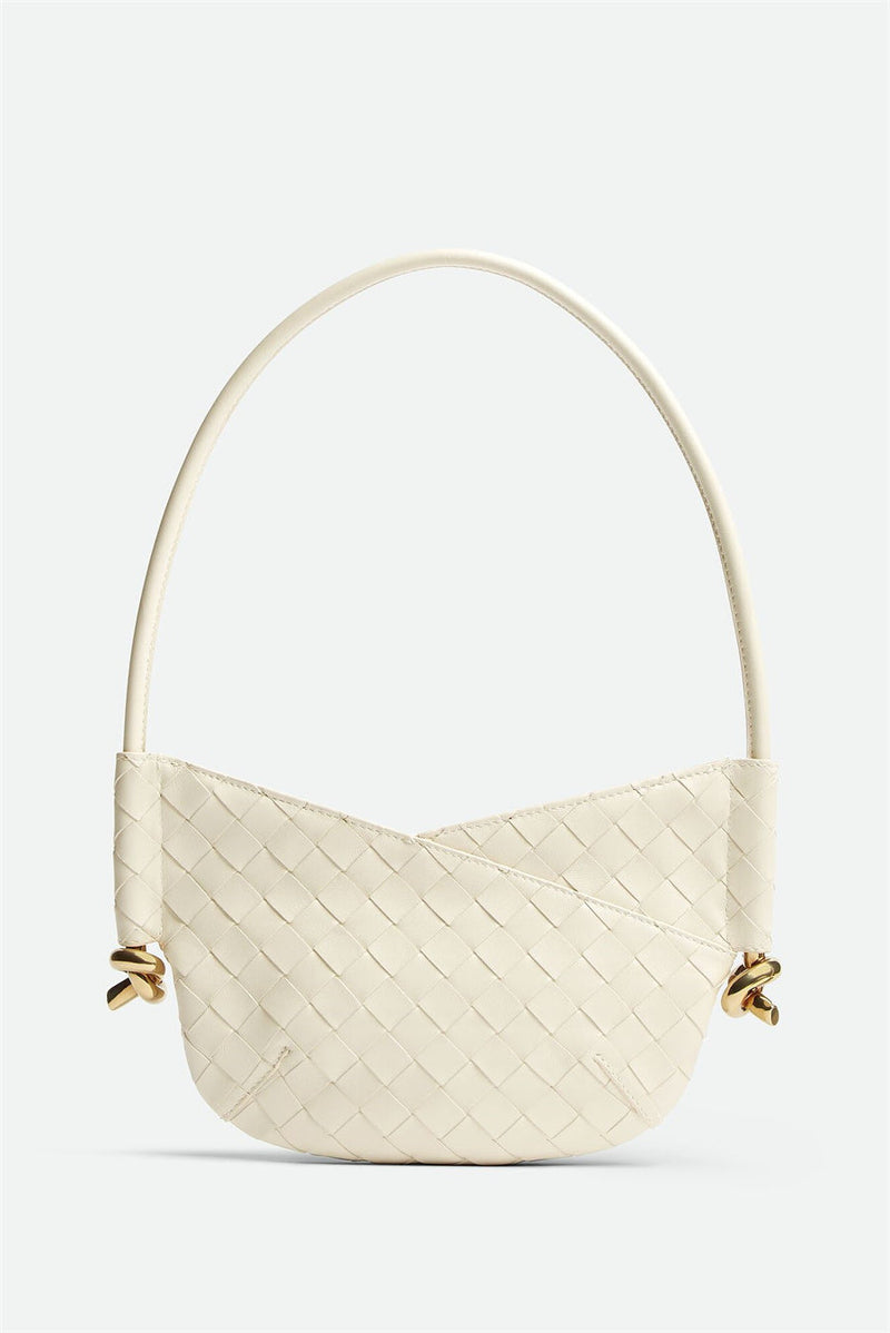 Sophisticated Bag with a Clean Classic Look