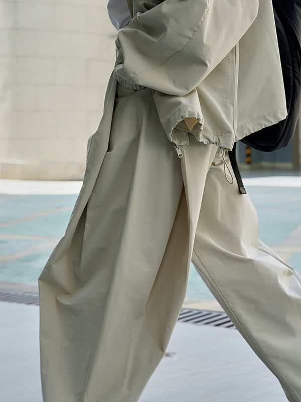 Well Tailored Pants with a Graceful Silhouette