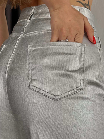 Beautifully Finished Trousers in a Timeless Design