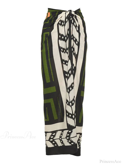 Beautifully Finished Garment in a Timeless Design