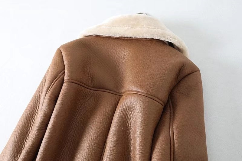 Polished Jacket with an Effortless Classic Look
