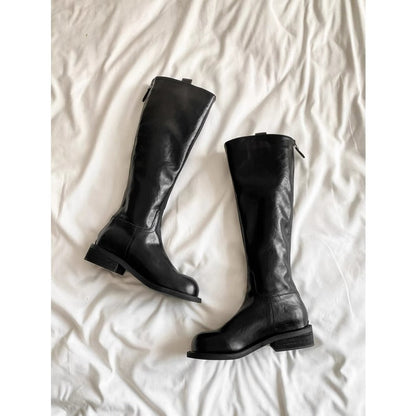 Elegantly Styled Boots for Everyday Wear
