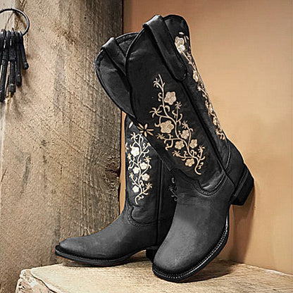 Elegantly Styled Boots for Everyday Wear