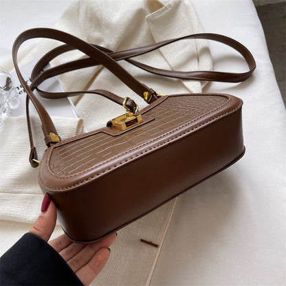 Sophisticated Bag with a Clean Classic Look