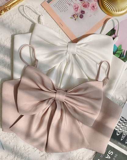 Polished Top with an Effortless Classic Look