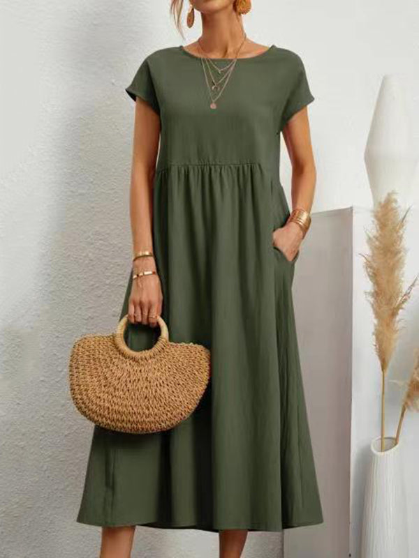 Beautifully Finished Dress in a Timeless Design