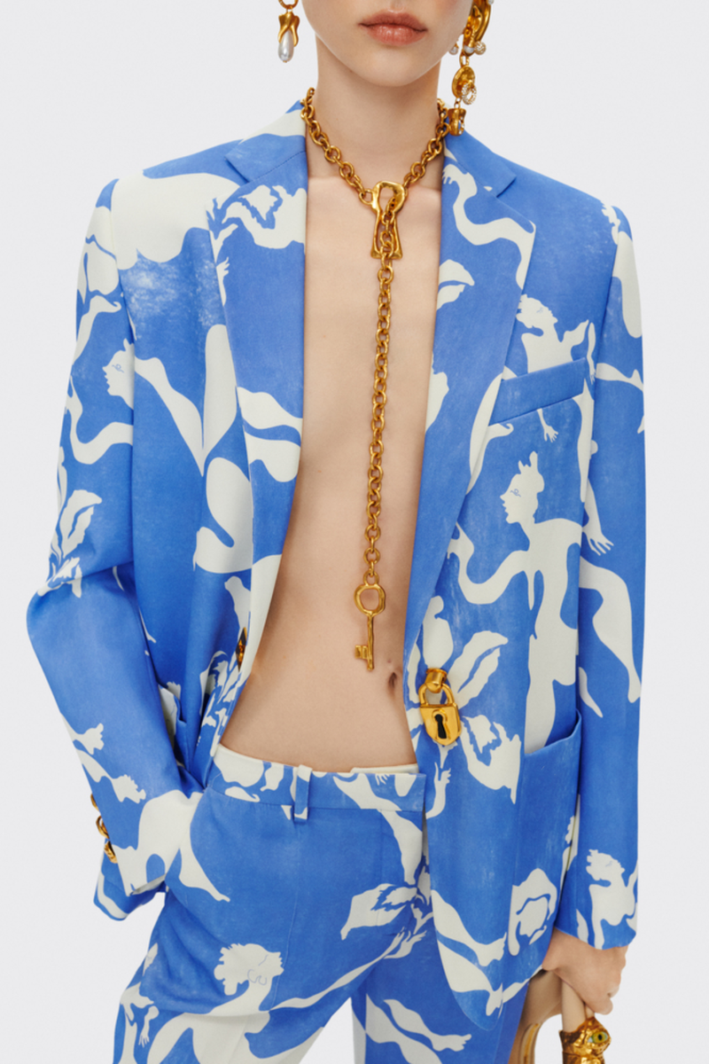 Beautifully Crafted Garment in a Classic Style