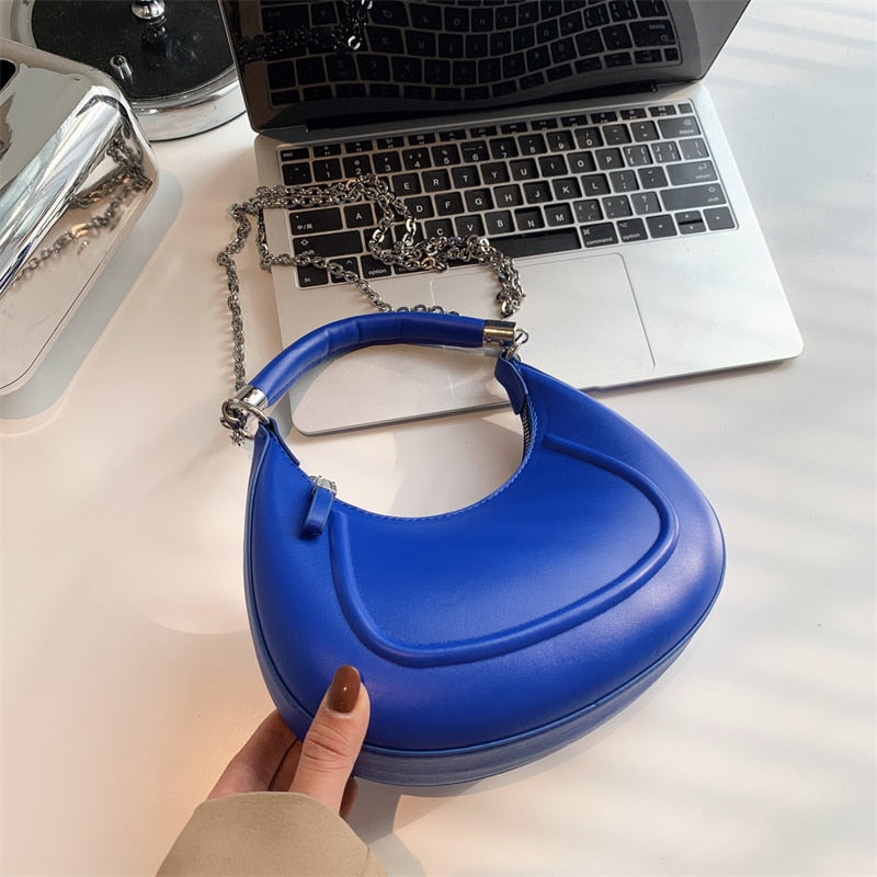 Elegantly Styled Bag for Everyday Wear