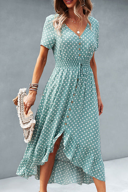 Gracefully Styled Dress for Any Occasion