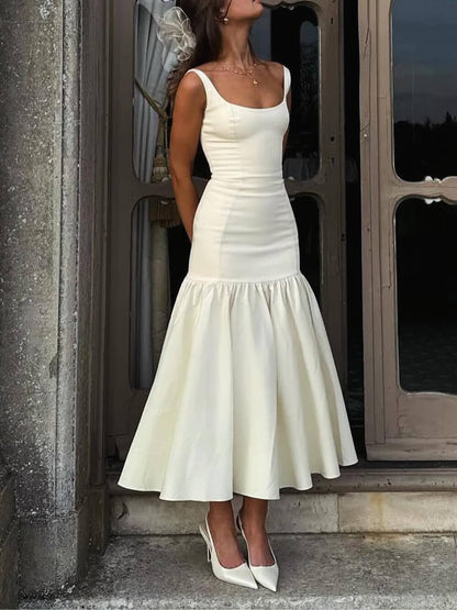 Effortlessly Elegant Dress with a Timeless Design