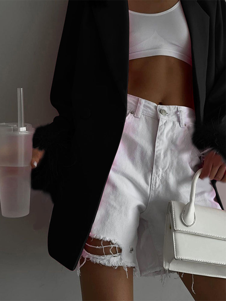 Effortlessly Elegant Jacket with a Timeless Design