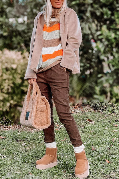 Well Tailored Sweater with a Graceful Silhouette