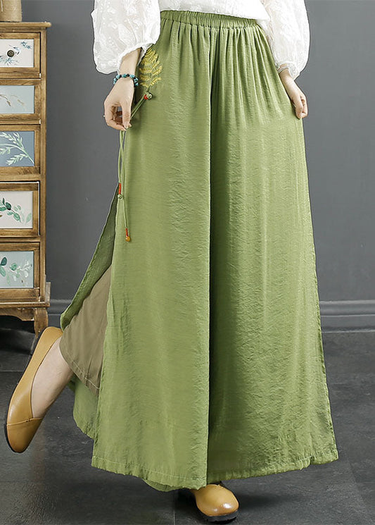 Classic Vintage Pants with a Flattering Fit