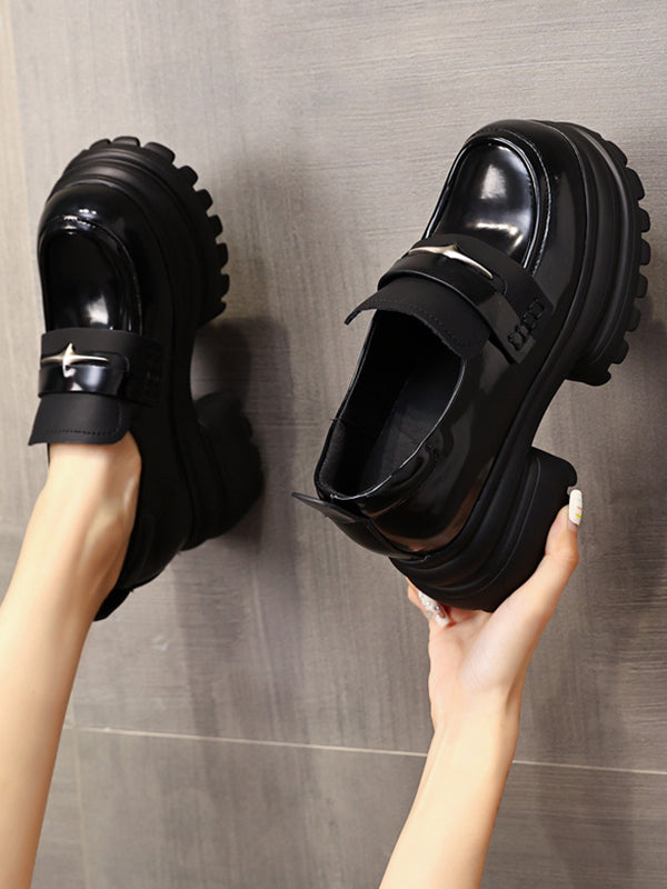A Vintage Style Shoes with Delicate Timeless Details