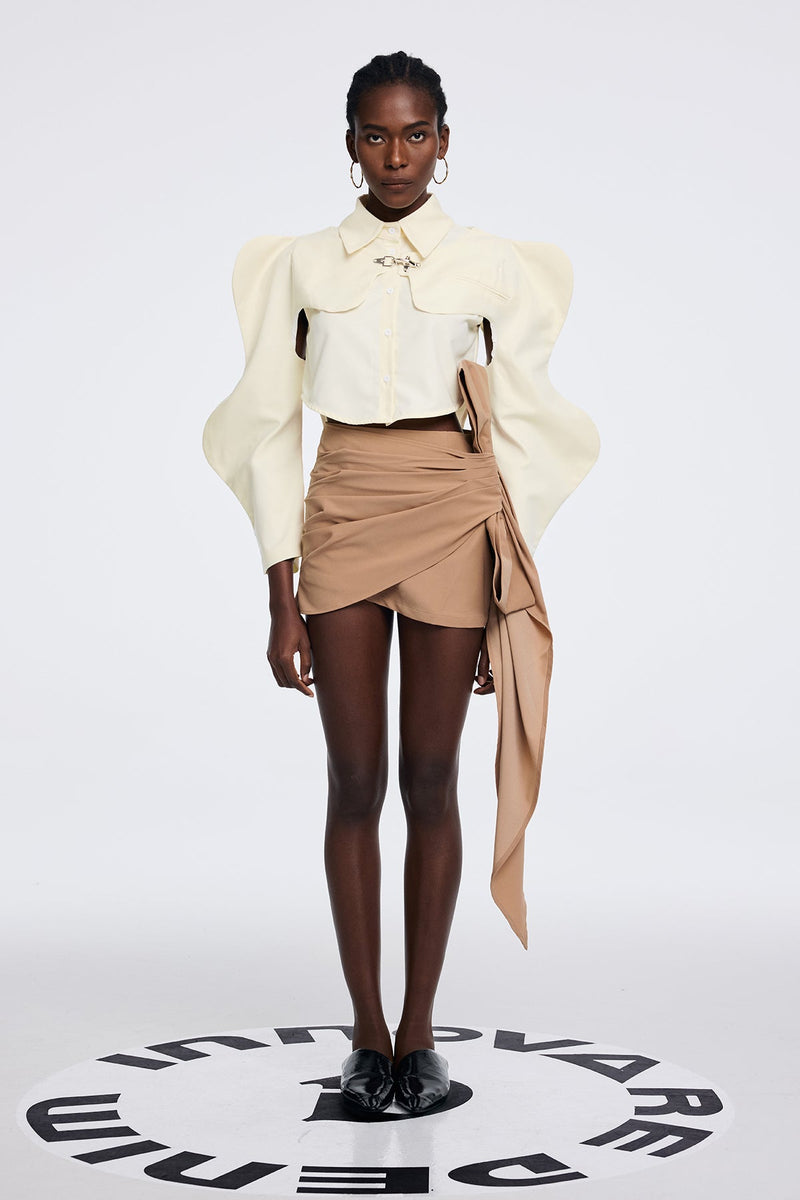 Sophisticated Garment with a Clean Classic Look