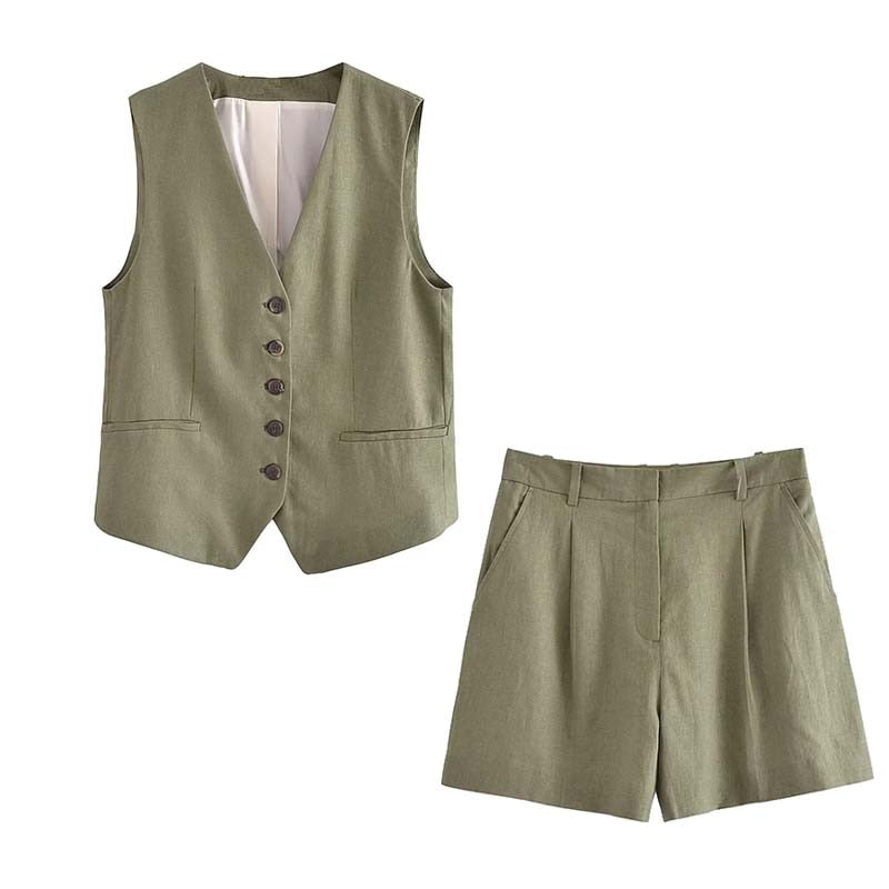Classic Vintage Garment with a Flattering Fit