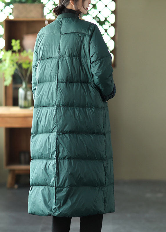 Well Tailored Coat with a Graceful Silhouette