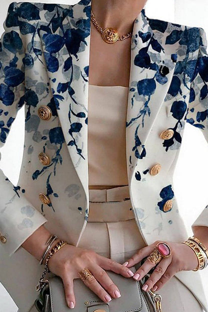 Beautifully Finished Cardigan in a Timeless Design