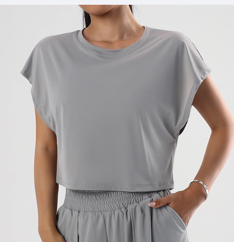 Well Tailored Shirt with a Graceful Silhouette