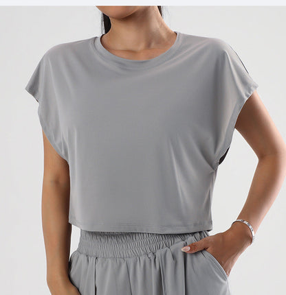 Well Tailored Shirt with a Graceful Silhouette