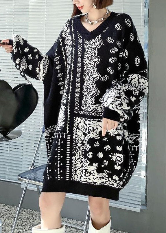 Gracefully Styled Sweater for Any Occasion